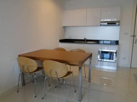 （CRW-29）【Voque Sukhumvit 16 Residential Condominium】班嘉琦缇皇后公园旁，一室一卫 49.66平 20000/月