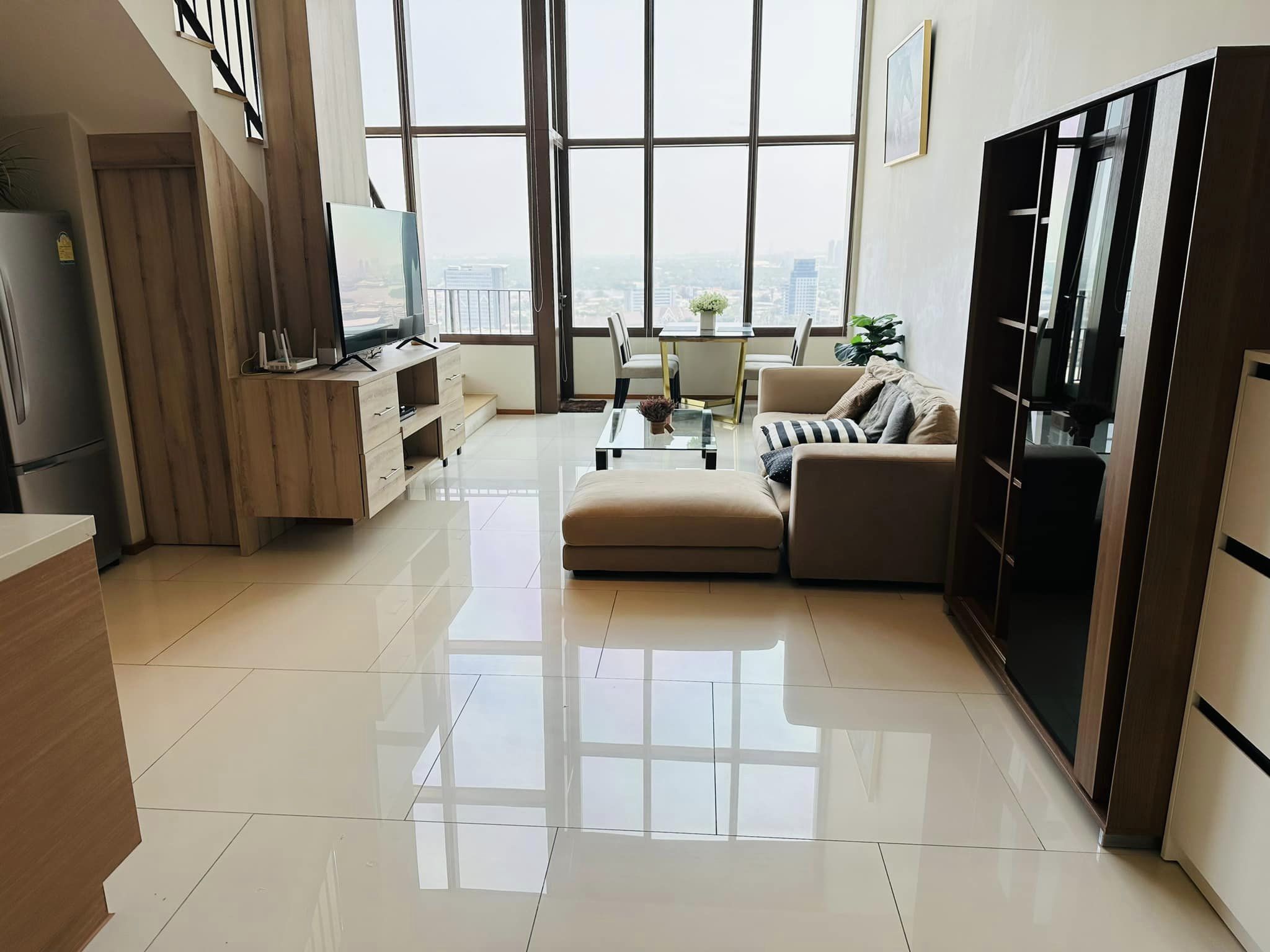 (CRH-406)The Emporio Place Beautiful duplex, area 83 sqm. 1bed 1bath 28 FL