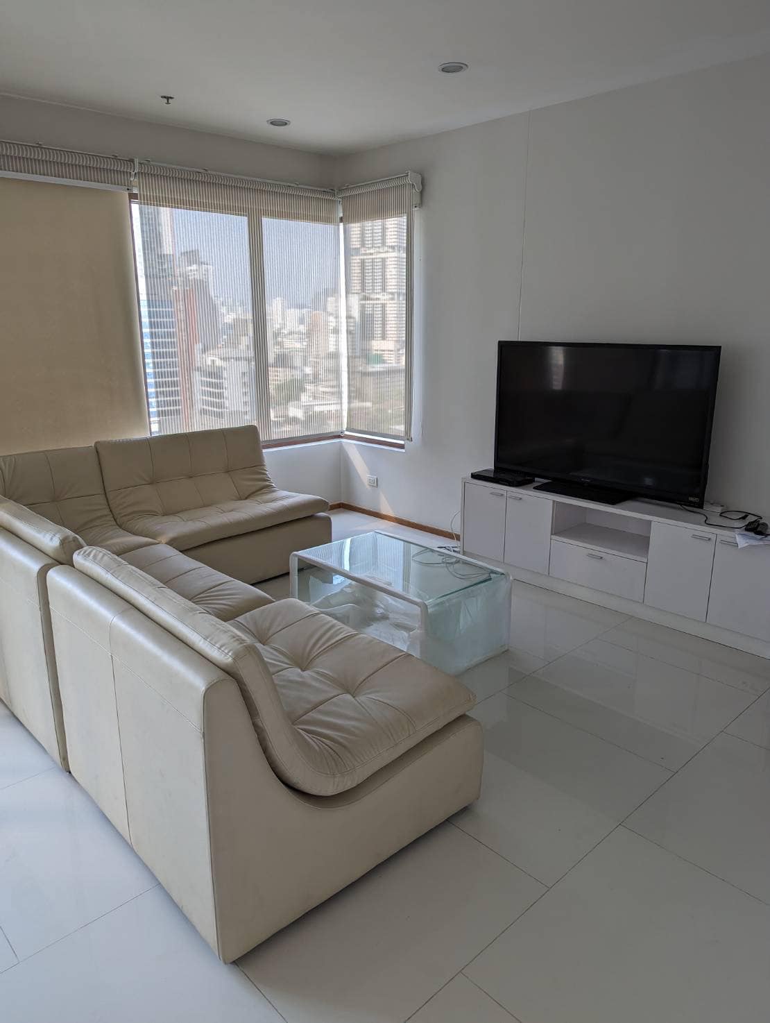 (CRH-434) The Emporio Place Sukhumvit 24 , 105 sqm., 2 bed, 3 bath 16 FL