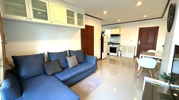 (CRM-430) Saranjai Mansion,Nana, Sukhumvit Soi 6,-minute walk to BTS Nana,8th FL, 62 sqm