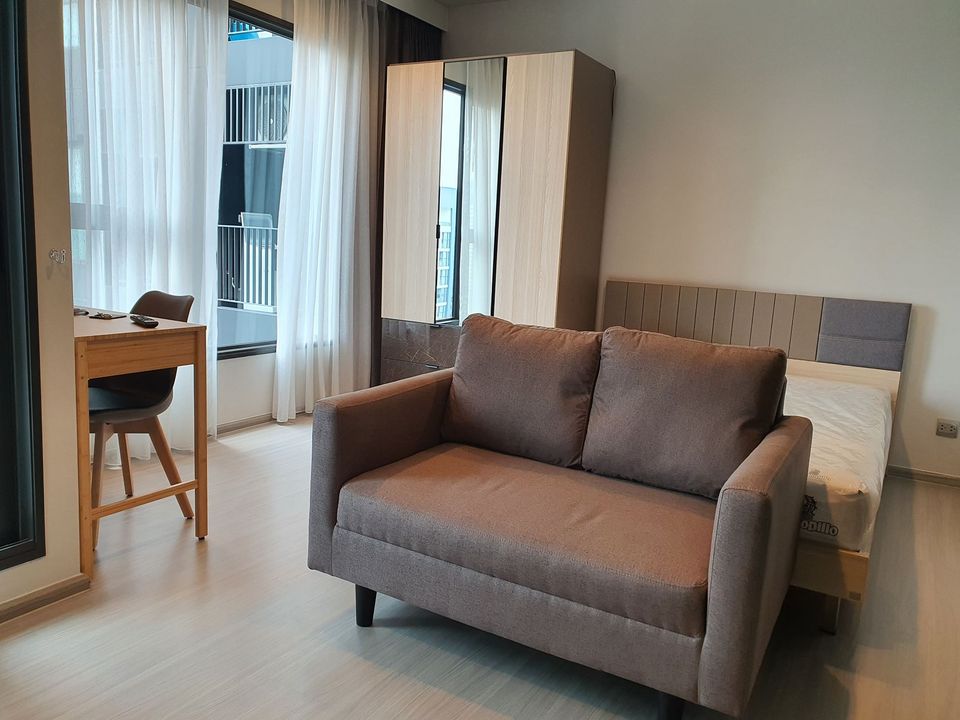 (CRM-424) Rented<<Life Asoke-Rama 9 ,300m. to MRT Rama 9, 28.05 sqm 1bed 1bath 37FL