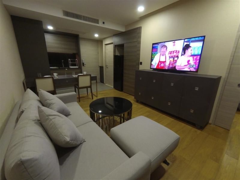 (CRM-560) Klass Langsuan,100m. to BTS Chidlom,45sqm 1bed 1bath 8FL