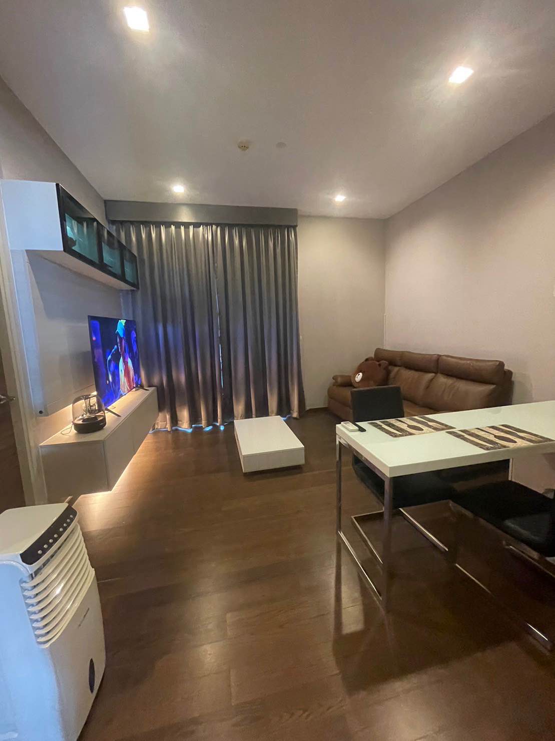 (CRH-657) Q Asoke MRT Phetchaburi 120 m. 1bed Plus 1bed , 45 sqm.  35 FL