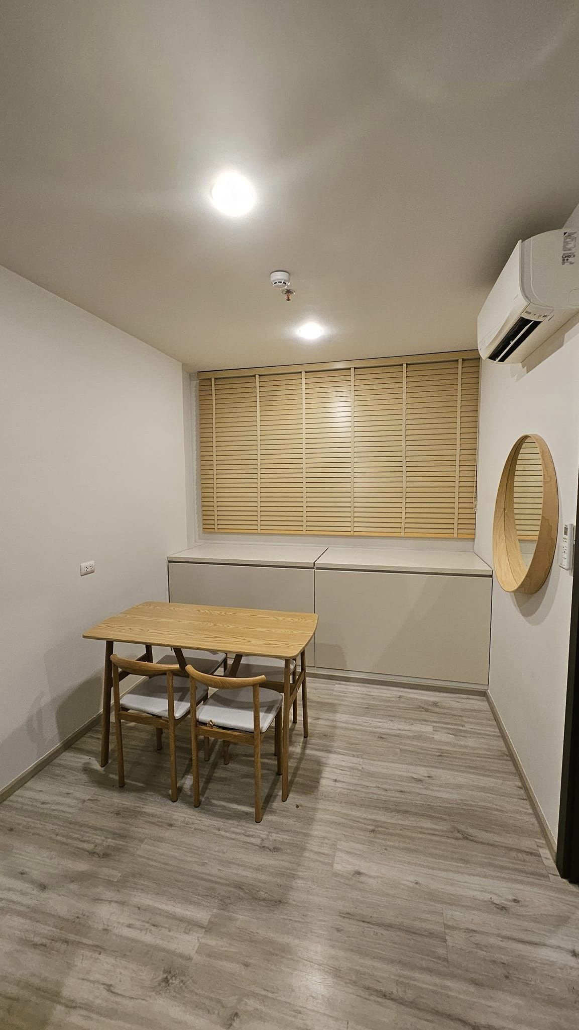 (CBH-854)  XT Huaikhwang ,1bed 1bath 35 sqm 12AFL