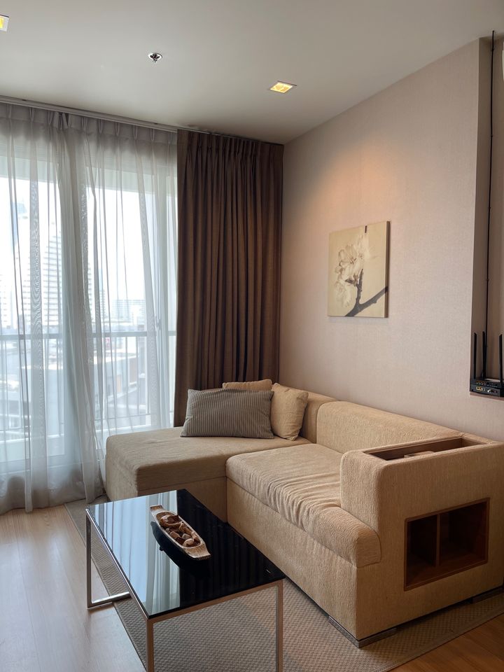 (CRA-666)Rhythm Sathorn ,BTS Saphan Taksin 1bed 1bath 38sqm 9FL