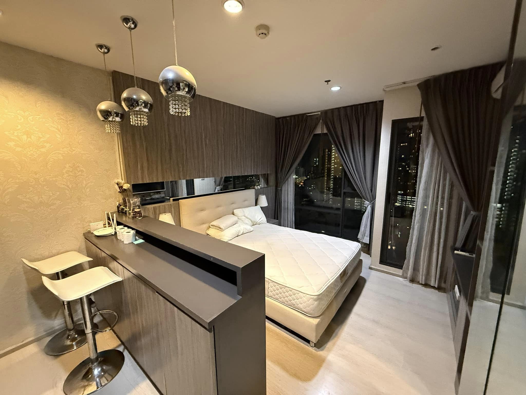 (CRA-1019) Rhythm Asoke ,MRT Phra Ram 9 1bed 1bath 23sqm 20FL